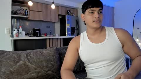 Snapshot of nicole_and_thiago1 chatting on January 8, 2:52 pm nicole_and_thiago1 online show from January 8, 2:52 pm