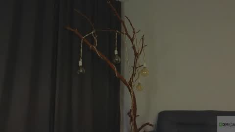 Snapshot of nicole_broown chatting on June 1, 9:38 pm Nicole online show from June 1, 9:38 pm