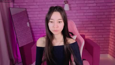 Nicole online show from March 28, 1:27 am