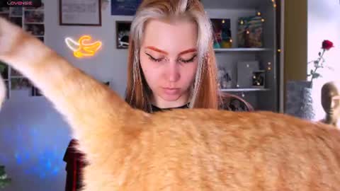 Snapshot of nicole_matt chatting on July 5, 4:19 am Nicole online show from July 5, 4:19 am