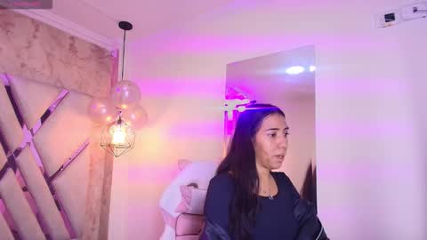 Snapshot of nicole_samantha chatting on September 29, 12:43 pm Samantha online show from September 29, 12:43 pm