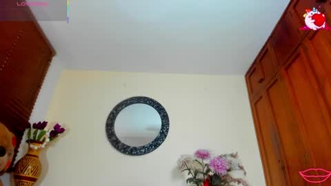 Nicole Santana online show from May 14, 10:16 pm