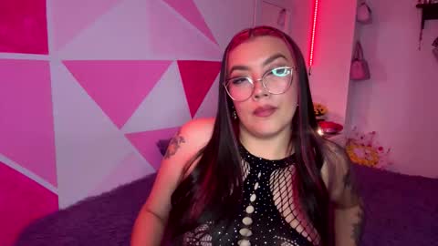 Nicole online show from February 25, 5:39 am