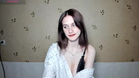 Snapshot of nicoledaviss_ chatting on February 25, 8:18 pm NicoleDavis online show from February 25, 8:18 pm
