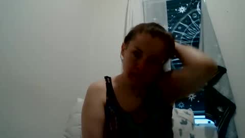 Snapshot of nicolegoodvibes00 chatting on May 24, 11:48 am Nicole online show from May 24, 11:48 am