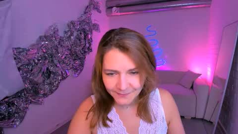 nicolehits online show from January 13, 1:16 pm