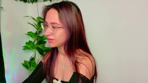 nicoleirisxxx online show from April 2, 5:16 am