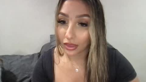 Snapshot of nicolelovesyou444 chatting on February 16, 3:26 am nicolelovesyou444 online show from February 16, 3:26 am