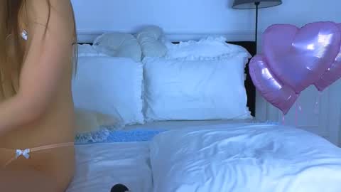 Nicole online show from February 14, 3:03 am