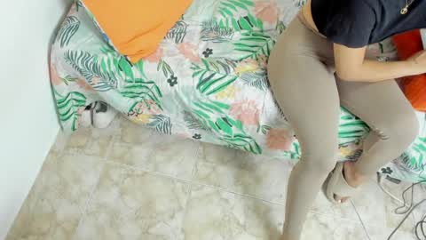 nicole santana online show from April 8, 5:29 am