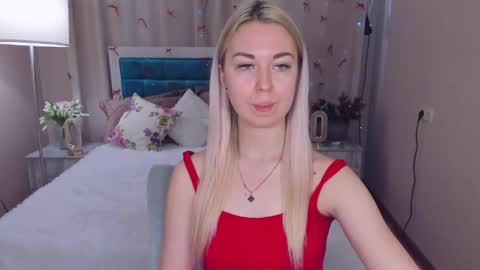 Snapshot of nicolestunning chatting on May 9, 5:56 am NicoleStunning online show from May 9, 5:56 am