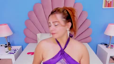 Snapshot of nicolle_boobies chatting on February 7, 4:54 pm Nicolle online show from February 7, 4:54 pm