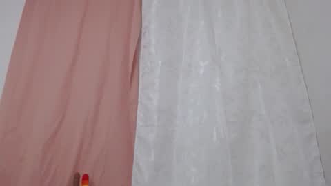 Snapshot of nicolle_gomes chatting on September 22, 5:09 am nicolle gomes online show from September 22, 5:09 am