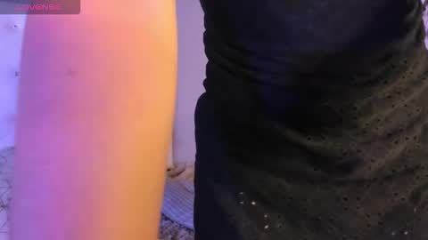 Snapshot of nicollee_heart chatting on March 25, 1:39 pm Nicolle online show from March 25, 1:39 pm