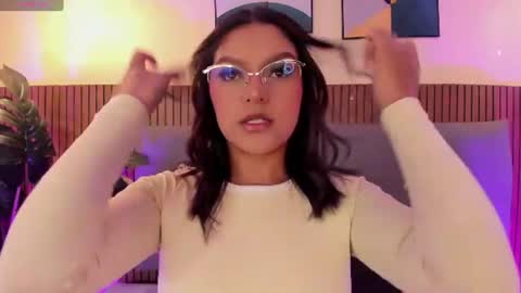 Snapshot of nicolleevan_ chatting on July 15, 12:32 pm NICOLLE EVANS online show from July 15, 12:32 pm