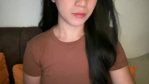 Snapshot of nicollete_snow chatting on July 4, 4:13 pm NIC 333 online show from July 4, 4:13 pm