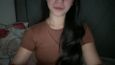 Snapshot of nicollete_snow chatting on August 6, 5:31 am NIC 333 online show from August 6, 5:31 am