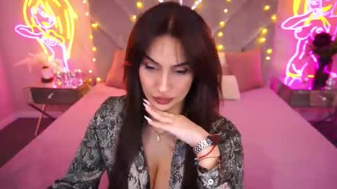 Snapshot of nicolnightt chatting on April 27, 5:49 am Nicole online show from April 27, 5:49 am