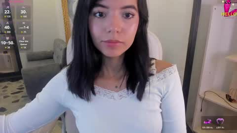 Snapshot of nicolross_ chatting on May 26, 1:18 pm NicolRoss online show from May 26, 1:18 pm