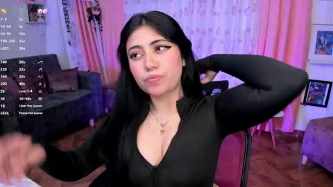      900   300   online show from April 14, 4:40 am