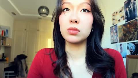 Snapshot of nievesshippey chatting on February 26, 8:02 am Hanna online show from February 26, 8:02 am