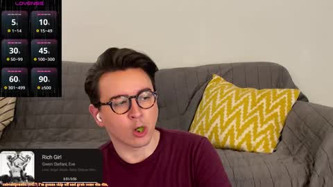 Nigel Hart online show from December 31, 2:19 am