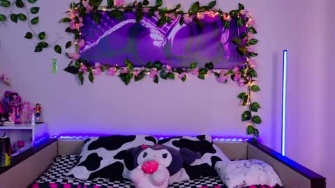 Snapshot of night_angell chatting on June 1, 1:46 pm Night angel online show from June 1, 1:46 pm