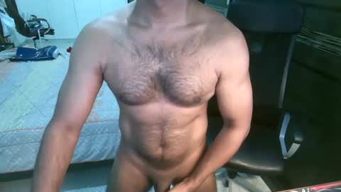 Snapshot of night_rider09711 chatting on June 24, 2:27 pm night_rider09711 online show from June 24, 2:27 pm