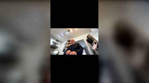 nighthawk150086 online show from November 24, 10:15 am