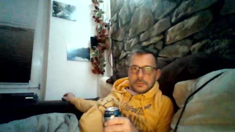 Snapshot of nighthawk28 chatting on November 24, 7:02 pm MikeVanDyck online show from November 24, 7:02 pm