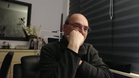 nightkeeper63 online show from March 15, 12:49 am