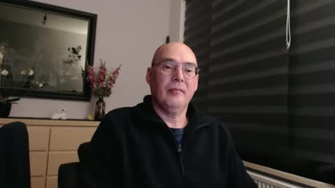 nightkeeper63 online show from March 22, 12:14 am