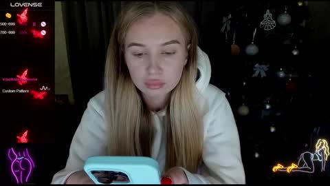 Snapshot of nigo_nika chatting on January 12, 3:39 pm nigo_nika online show from January 12, 3:39 pm