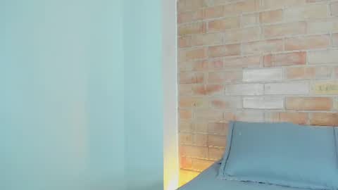 Snapshot of niicole_steele chatting on June 25, 1:05 am Niicole online show from June 25, 1:05 am