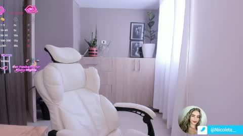 Snapshot of niicoleta2 chatting on April 19, 6:10 pm Niicoleta online show from April 19, 6:10 pm