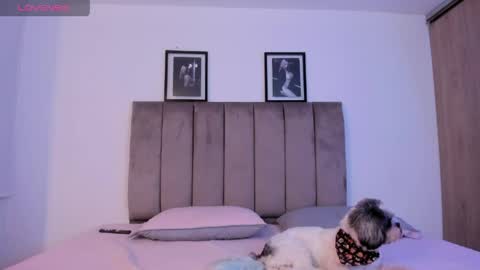 Snapshot of niicoleta2 chatting on May 15, 9:49 am Niicoleta online show from May 15, 9:49 am