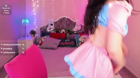 Snapshot of niiik_miiiki chatting on January 14, 11:31 am niiik_miiiki online show from January 14, 11:31 am