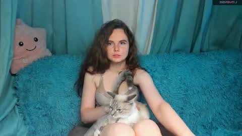 Snapshot of niiik_miiiki chatting on July 5, 12:01 pm niiik_miiiki online show from July 5, 12:01 pm