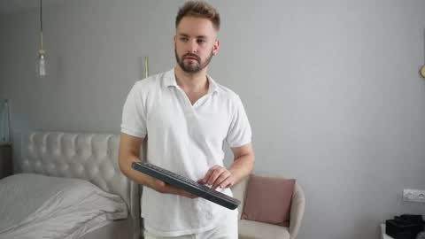 Nik online show from April 14, 8:31 am