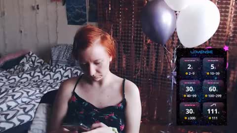 Snapshot of nika_fuchs chatting on February 22, 1:35 pm Nika online show from February 22, 1:35 pm