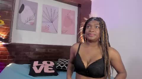 Snapshot of nika_moonjb chatting on July 8, 2:43 pm Nka online show from July 8, 2:43 pm