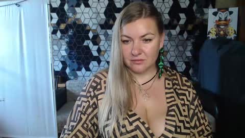 Snapshot of nikaskylink chatting on May 29, 5:16 am Nika online show from May 29, 5:16 am
