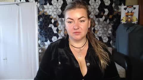 Snapshot of nikaskylink chatting on June 2, 4:58 am Nika online show from June 2, 4:58 am
