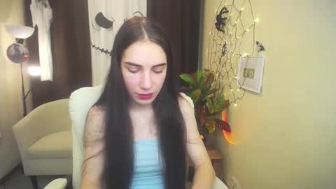 nikastarkk online show from October 21, 6:52 pm