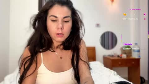 Snapshot of nikavenus chatting on May 31, 6:31 am Nika online show from May 31, 6:31 am