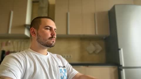 Snapshot of nikbusiness chatting on September 18, 7:43 am Nick online show from September 18, 7:43 am