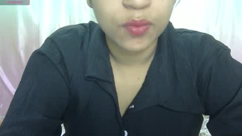 Nike online show from March 19, 6:17 am