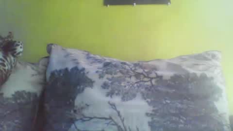 Snapshot of niki303424 chatting on March 2, 8:32 am niki303424 online show from March 2, 8:32 am