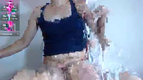 Snapshot of niki_wood_1 chatting on January 18, 6:01 pm niki_wood_1 online show from January 18, 6:01 pm