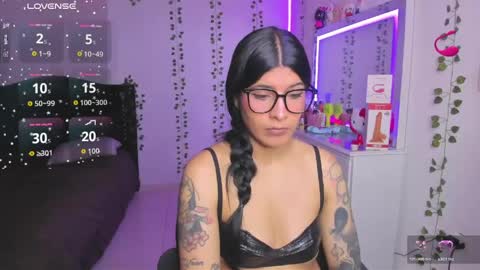 Niki online show from May 27, 1:57 am
